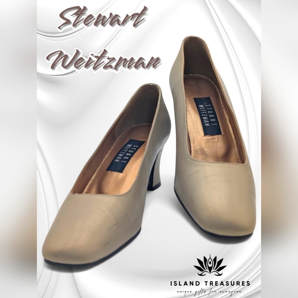 Stuart Weitzman Gold Beige Vintage Stack Heels Women Size 8W - Picture 1 of 16